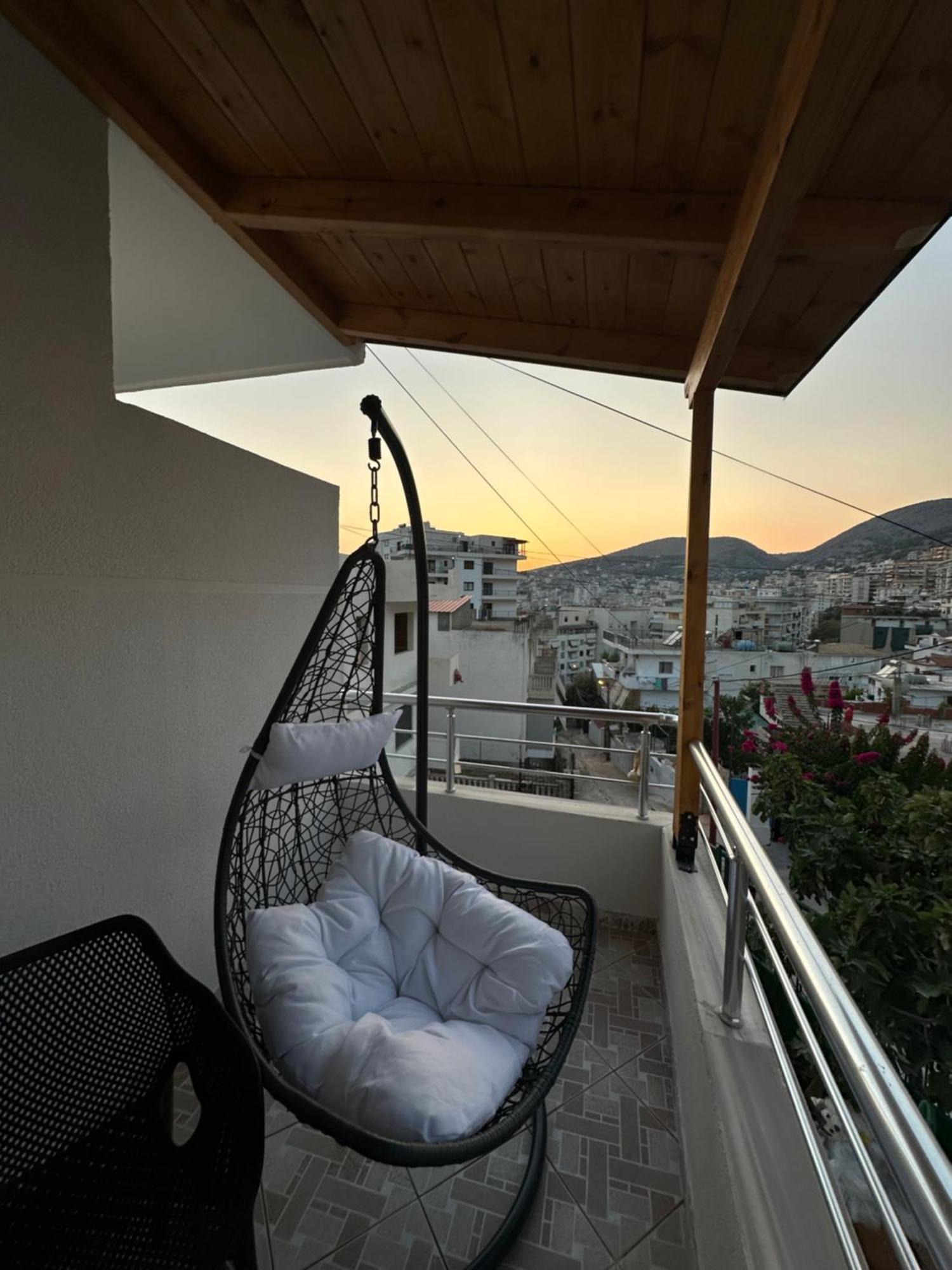 Io'S Apartments Sarande Exterior photo